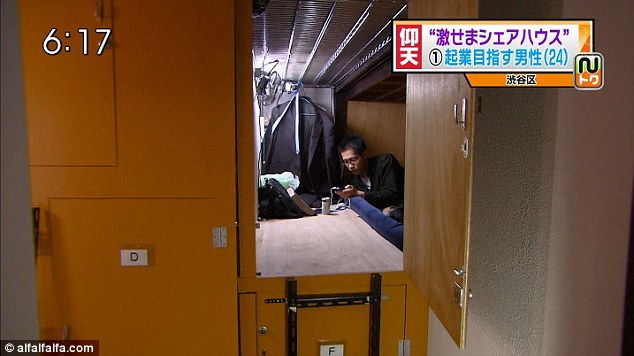japanese-coffin-tiny-apartments-1