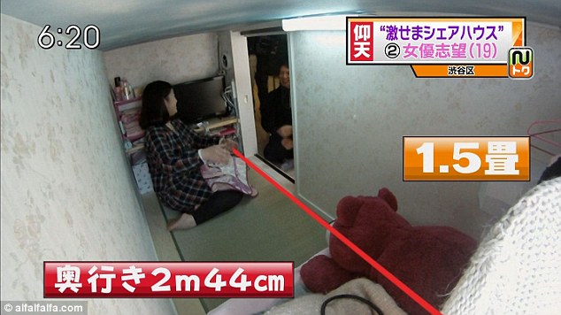 japanese-coffin-tiny-apartments-2
